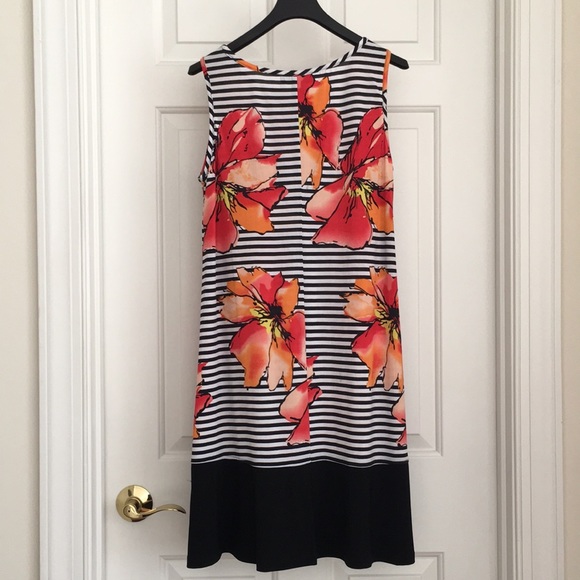 HP🔥 RN Studio Women’s Dress M Sleeveless Floral Bright Tropical Black Border - Picture 6 of 11